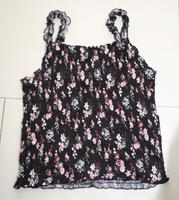 Tolles gesmoktes Top in schwarz mit Blumen in Gr. S von FBSister Nordrhein-Westfalen - Krefeld Vorschau