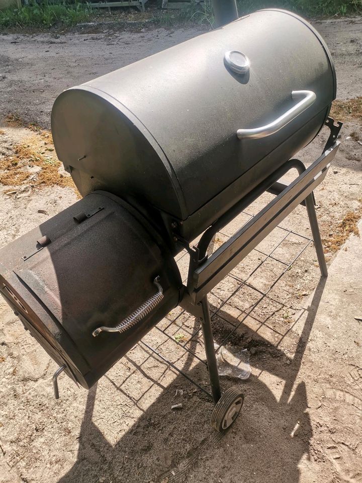 Smoker Grill in Wahlstedt