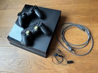 Sony Playstation 4 inkl. zwei Controllern & Headset - 1A Zustand Berlin - Hohenschönhausen Vorschau