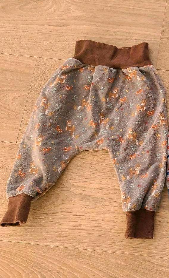 Handmade Hose waldtiere Alpenfleece Pumphose Gr. 68-74-80 in Remseck am Neckar