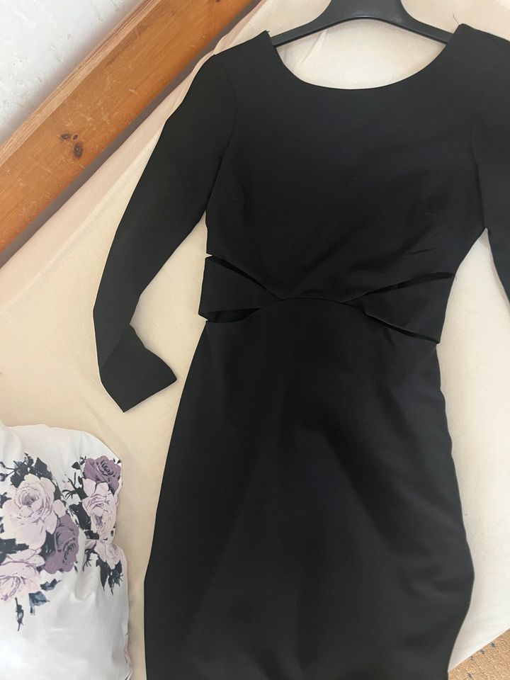 Kleid schwarz midi in Augsburg