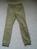 H&M Herren Jungen Chinohose Hose Freizeithose in Jeans Look W 28 Nordrhein-Westfalen - Brakel Vorschau