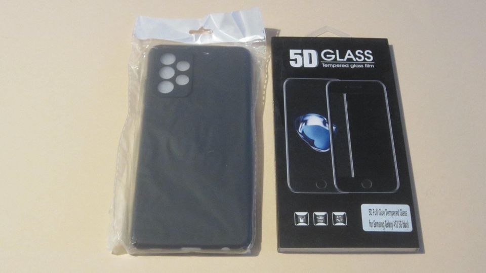 Samsung Galaxy A52 Set: Schwarze Hülle & Tempered Glass 9H FG in Köln