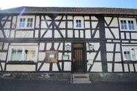 Historisches Fachwerkgebäude Mehrfamilienhaus Pension 400 m² Hofanlage im Westerwald Rheinland-Pfalz - Schöneberg i. Westerwald Vorschau