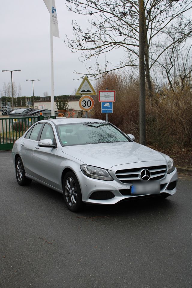 Mercedes C200 Scheckheft gepflegt ✅ Inspektion bei 113 000km in Nürnberg (Mittelfr)