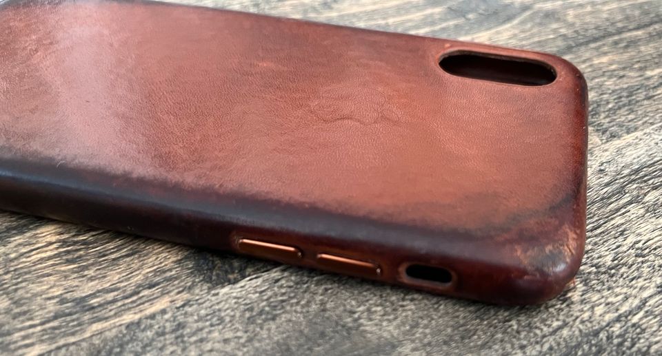 Original Apple IPhone XS Leather Case braune Lederschutzhülle in Roden