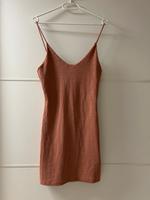 Elegantes Kleid - Korallen Apricot - figurbetont & edler Stoff Hessen - Hünfeld Vorschau