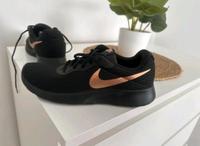 Neue Nike Schuhe Damen Gr.40 Niedersachsen - Braunschweig Vorschau
