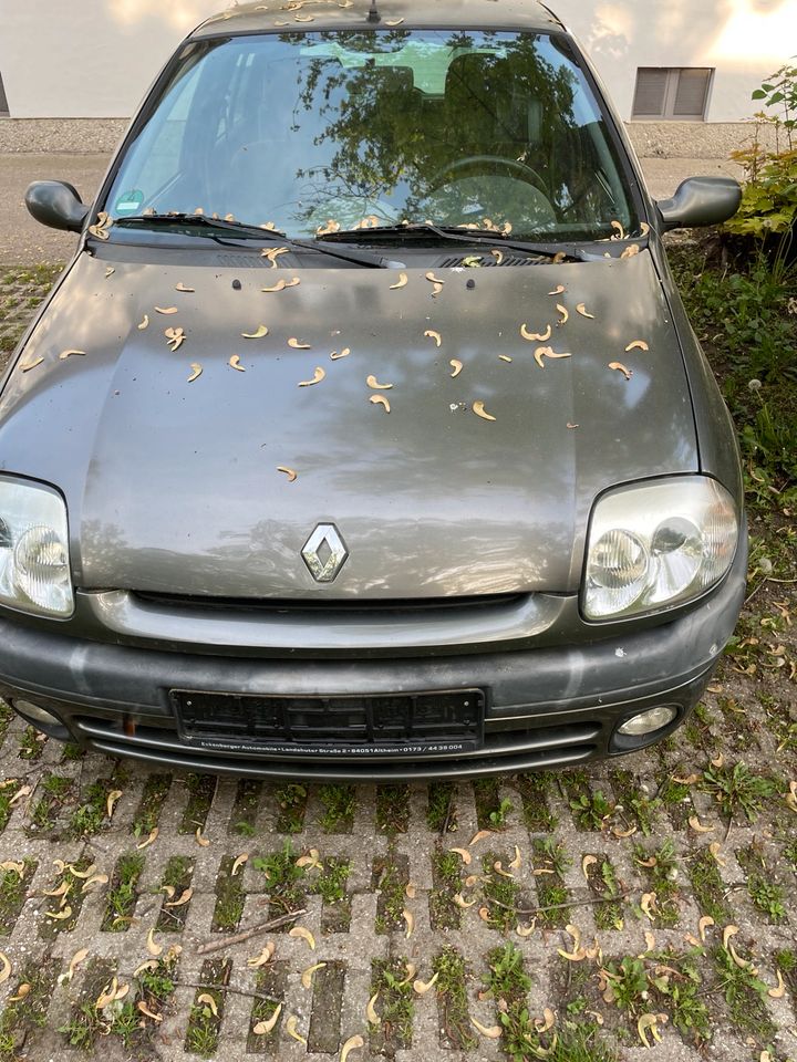 Renault Clio 1,2 in Landshut