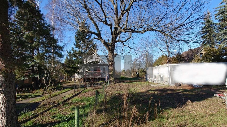 Idyllisches Wohnbaugrundstück zu verkaufen in Brehna