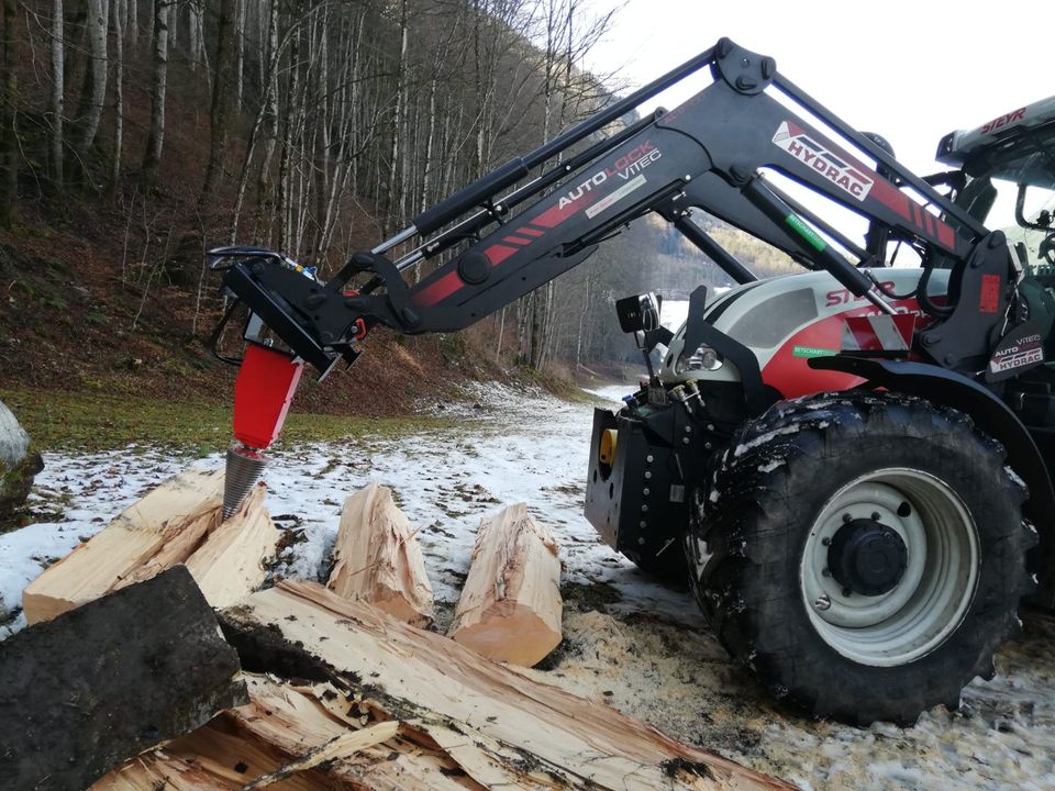 Kegelspalter mit EuroAufnahme 3-Fach 800 Traktor Radalder 200 mm in Pausa/Vogtland