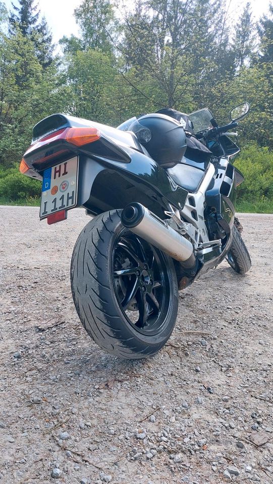 Honda VFR 750 Sporttourer – Perfektioniertes Kultbike in Bad Salzdetfurth