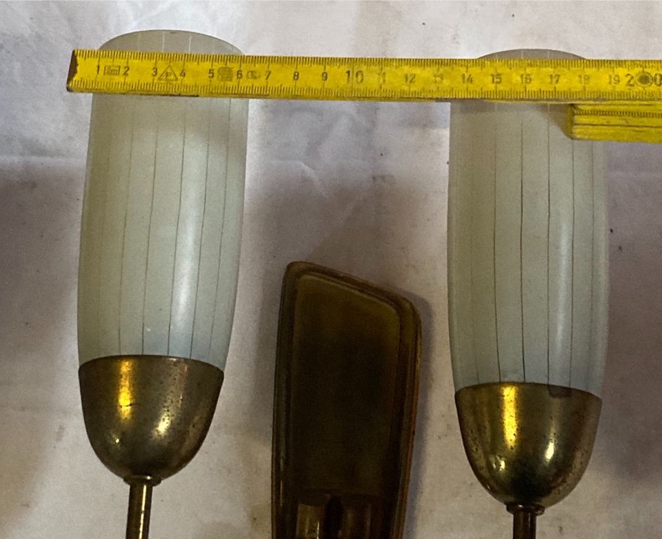 Alte Wandlampe Vintage 50/60er Jahre in Beesten