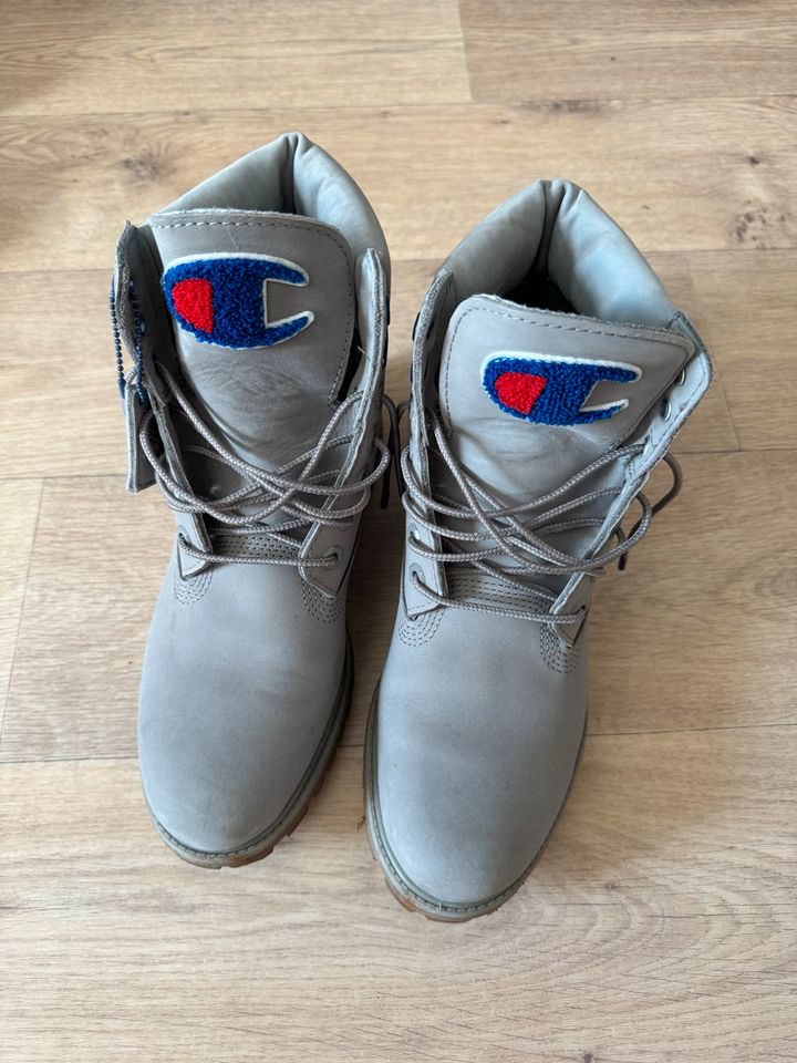 Timberland 6 Inch / Champion Collab in Stein