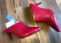 H&M Premium Sandaletten Pumps Leder 39 NEU Schuhe rot Bayern - Schwabmünchen Vorschau