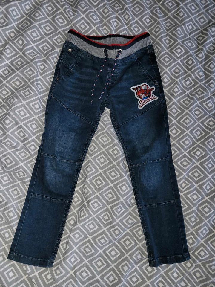 Jeans gr 116 in Herne