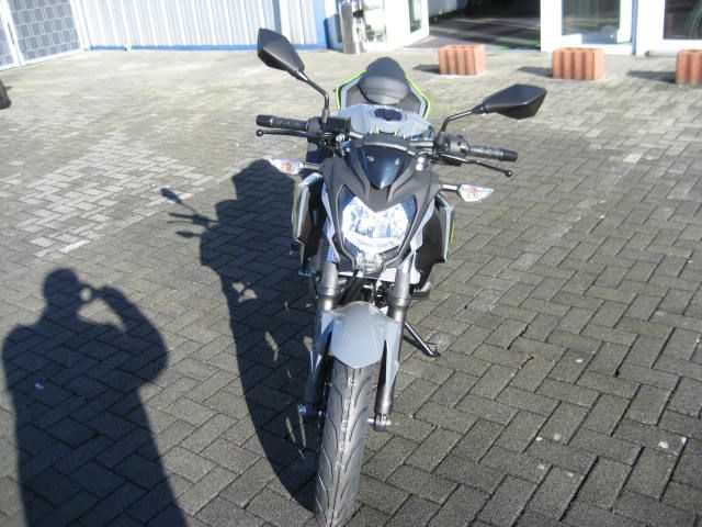 Kawasaki Z 125 Starterbonus 500€ in Bergkamen