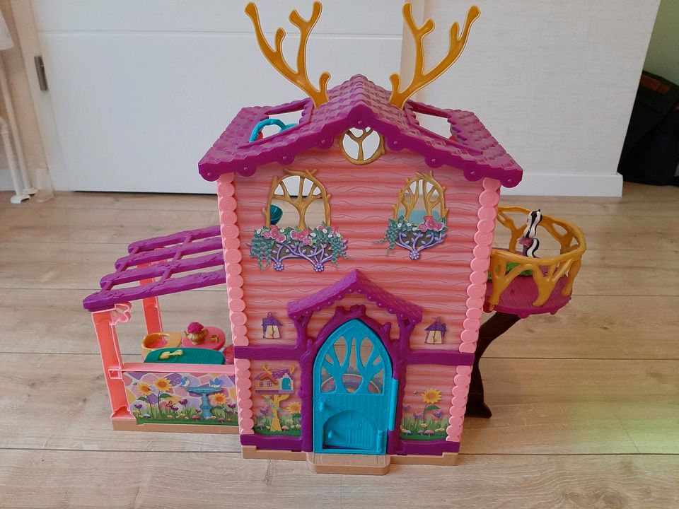 Enchantimal Reh Spielhaus 60cm, Danessa Deer, Felicity Fox in Neuss