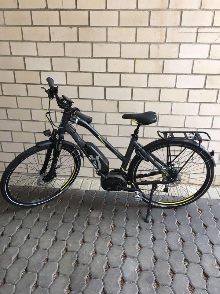 Husquarna Light Tourer LT 3 Trekking E-Bike, Unisex in Dormagen