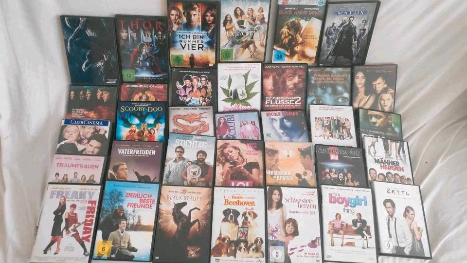 48 dvd films +3 music cd in Immenstadt