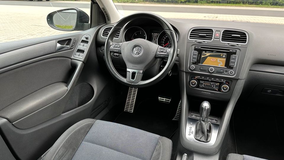 Golf 6 Automatik TDI Bluemotion Sitzheizung PDC in Eschborn