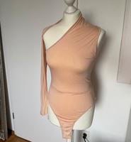 Body Top asymmetrisch apricot langärmlig ärmellos Gr. S cut out Hessen - Sulzbach Vorschau