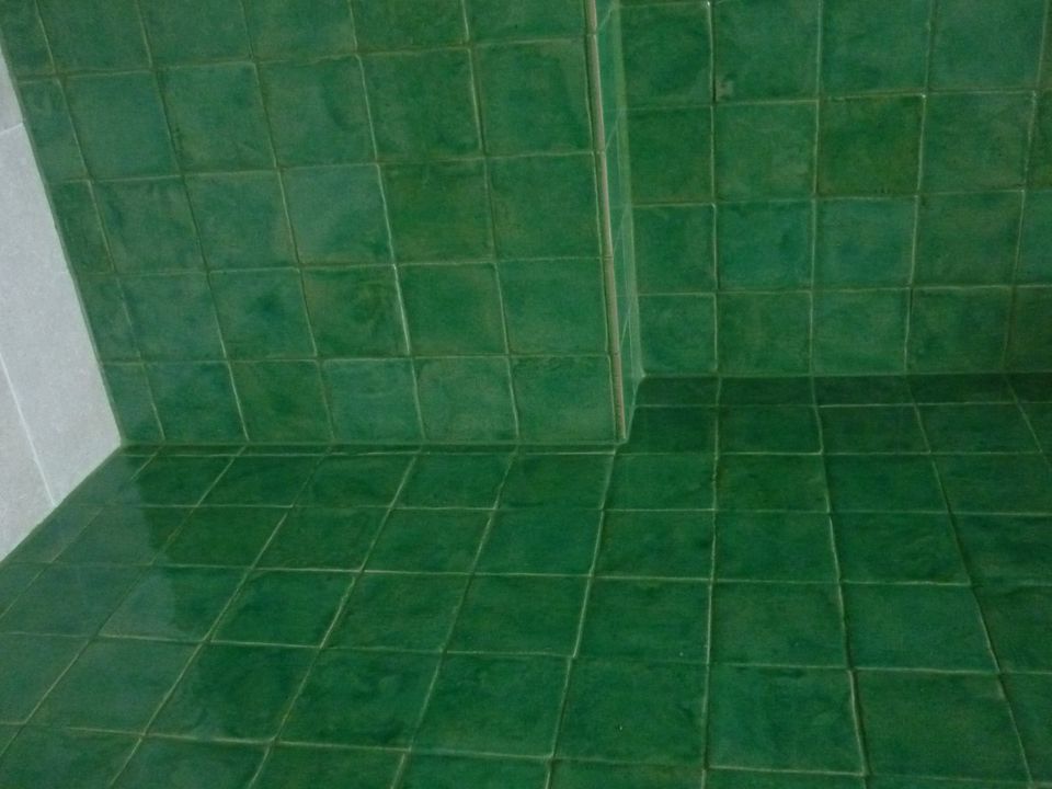 Badezimmerwandfiesen aus Portugal, 3,1 qm in Köln