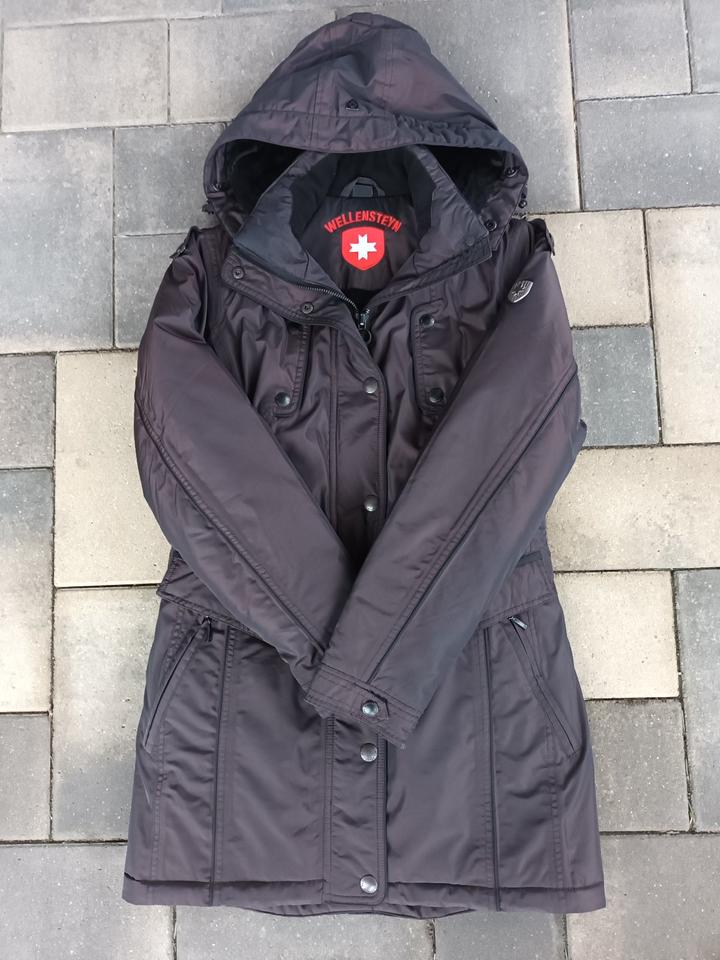 Wellensteyn Winter Damenjacke Senses tailliert Gr. S braun in Taucha
