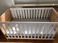 Babybett / Kinderbett aus hochwertigen Vollholz Stuttgart - Stuttgart-West Vorschau