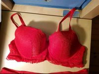 Rote Dessous mit Spitze, H&M, Größe 80C bzw. M Niedersachsen - Braunschweig Vorschau