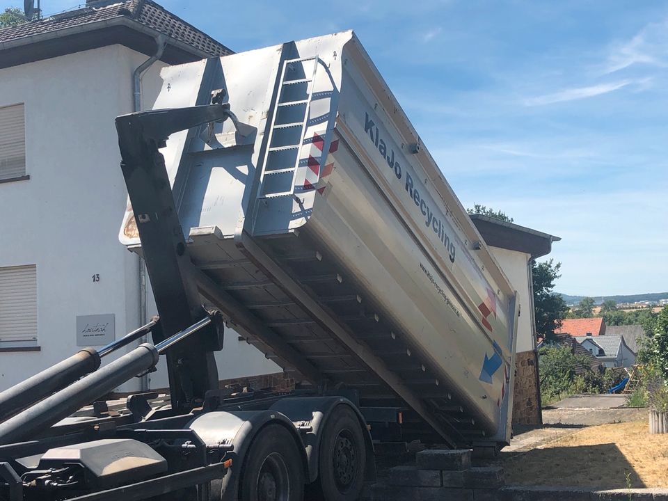 Containerdienst Bauschutt Sperrmüll Grünschitt Müll Container in Gießen