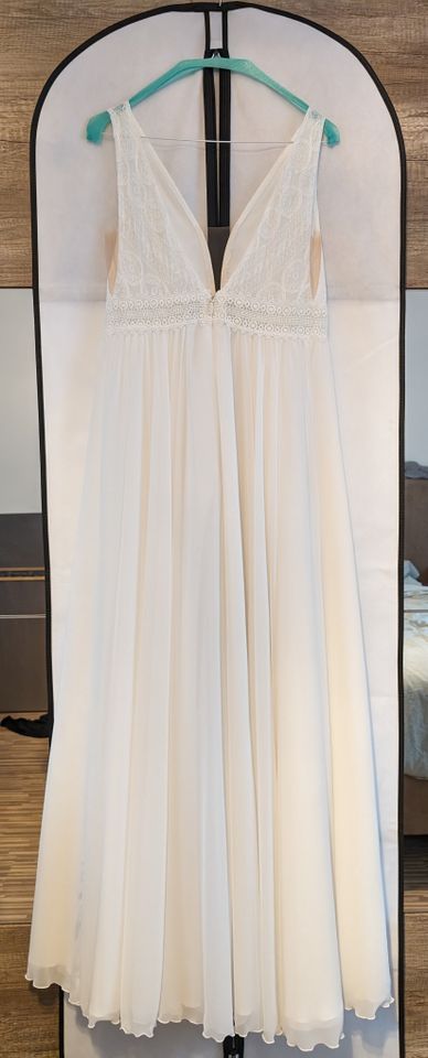 Brautkleid Bride Now A-Linie in Größe XL (42) Farbe Ivory Creme in Hückelhoven