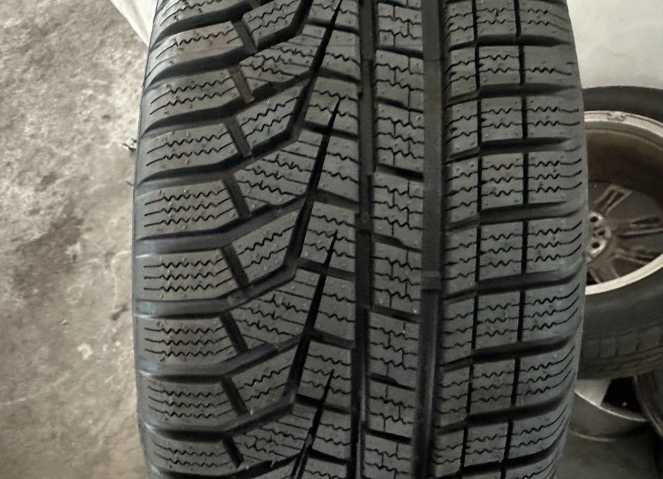 4x 16 Zoll Winterräder VW Turan Mercedes B 205/60R16 Hankook NEU in Stuttgart