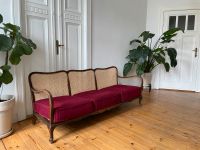 Vintage Rattan Sofa 3-Sitzer Couch Samt dunkles Holz Pankow - Prenzlauer Berg Vorschau
