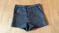 H&M Schicke Shorts Gr. 128 Mädchen Hot Pants Hose blau Glitzer Hessen - Gladenbach Vorschau