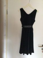 Damenkleid gr S kurzarm schwarz neu ohne Etikett für 6 Euro Baden-Württemberg - Spaichingen Vorschau