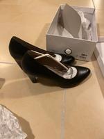 Pumps Leberpumps schwarz Gr. 37 Schuh von 5th Avenue NEU OVP Bayern - Fürstenfeldbruck Vorschau