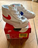 Nike Blazer Mid 77 Sneaker Turnschuhe Kind Gr. 22  NEU Lübeck - St. Lorenz Nord Vorschau