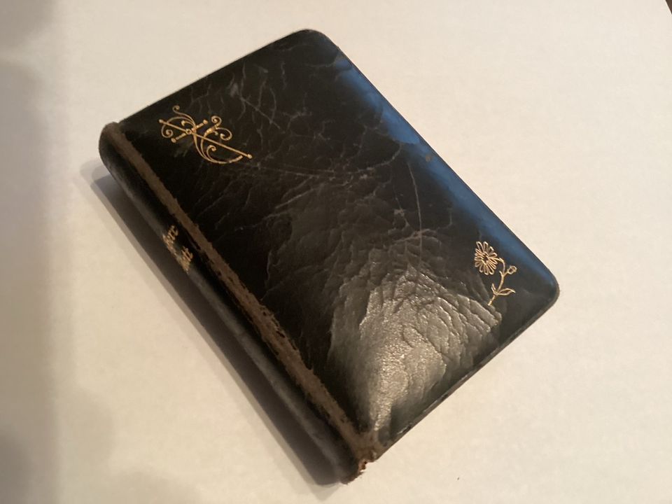 Devotionalien Vintage, Gebetbuch, Feldpost u.a. in Worms