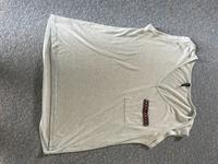 Blaues T-Shirt Top hellblau mit Muster und Tasche Colloseum M 38 Sachsen - Freital Vorschau