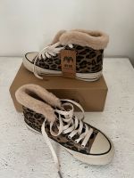 Sneaker im Leopardenlook mit Fake Fur Berlin - Pankow Vorschau