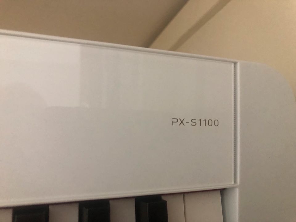 Klavier Casio Privia PX-S 1100 fast neu. in Kehl