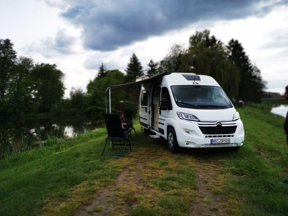 Caravanvermietung Wohnmobil Adria Kastenwagen Alkoven in Damme