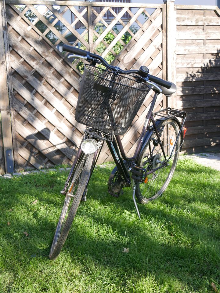 Peugeot Damenfahrrad Milano 28 Zoll in Wiesbaden