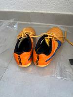 Nike Fußballschuhe Gr 35,5 Essen - Essen-Borbeck Vorschau