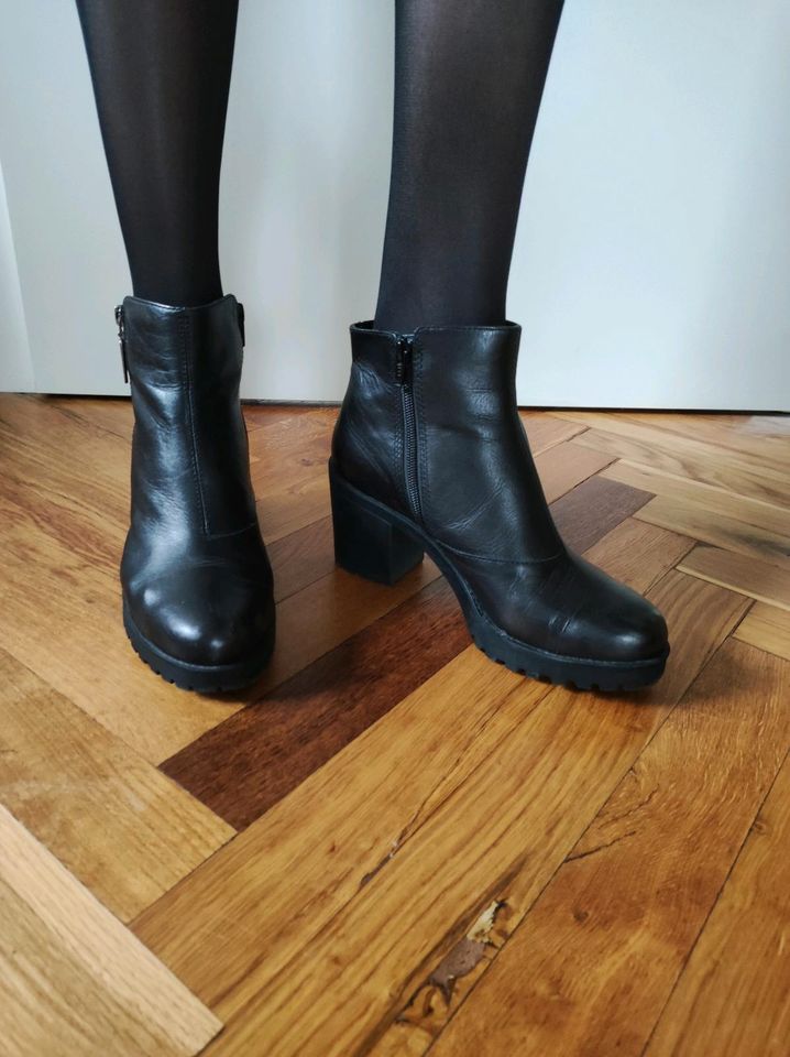 Vagabond Boots, Stiefel Gr. 39 in Centrum