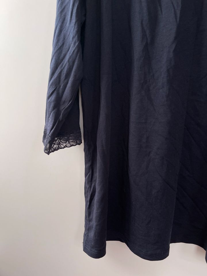Damen Langarmshirt Bluse 3/4 Arm Spitze Blau XL Neu Etikett in Pronstorf