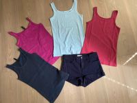 Sommer Set 4 Tops Gr xs dazu eine H&M Shorts in Gr xs 34 in blau Nordrhein-Westfalen - Borken Vorschau