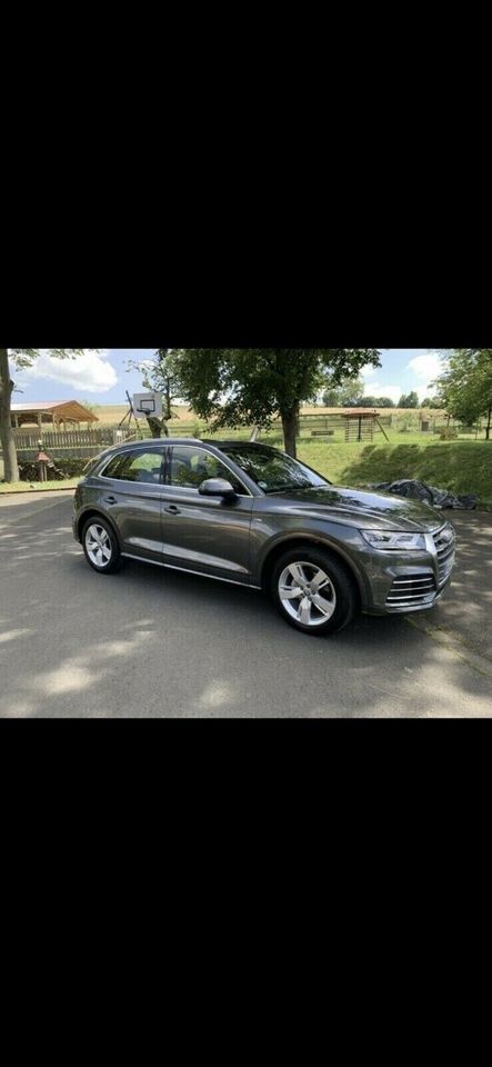 Audi Q5 S-Line 2.0 TDI (Manuelles Getriebe, Aufgelastet) in Bad Hersfeld