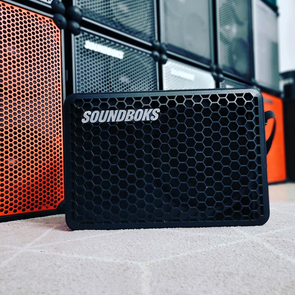 ✅️Musikanlage | Soundboks 3 & 4 / GO Mieten, Soundboks Led Bluetooth Akku Lautsprecher,  JBL Akku PA Anlagen | Powerstation Musikbox, Akku-Boxen, Box, Stereoanlage Party Technik Verleih in Berlin